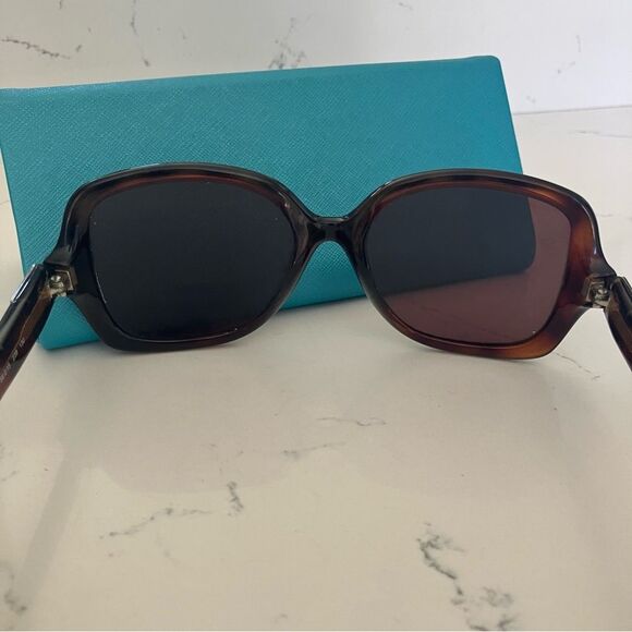 FENDI Women's Square Sunglasses FS5227 Tortoise Brown Italy - Picture 6 of 10